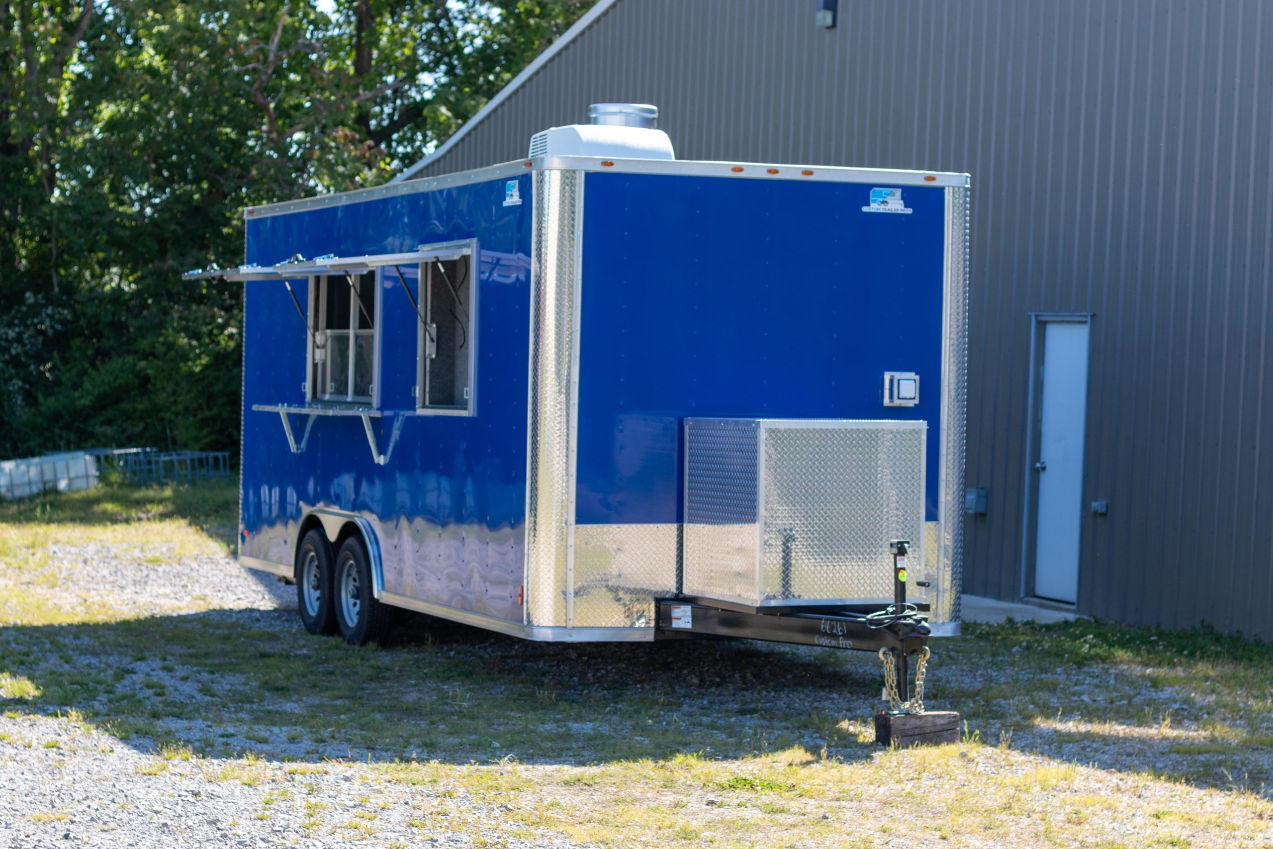 8.5x20 Equipped Food Trailer